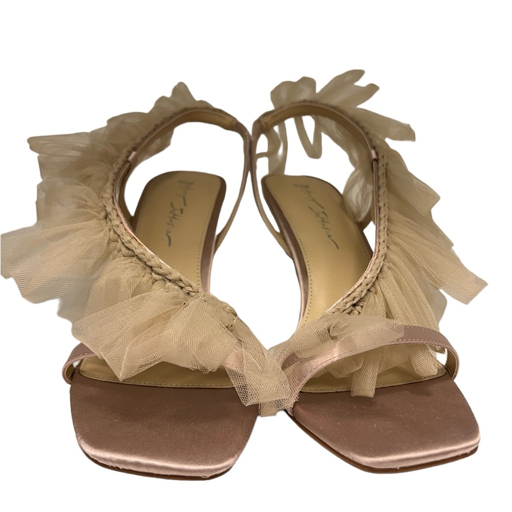 Betsey Johnson heels with fabric - Girly -Date Night -Beautiful heel shoe